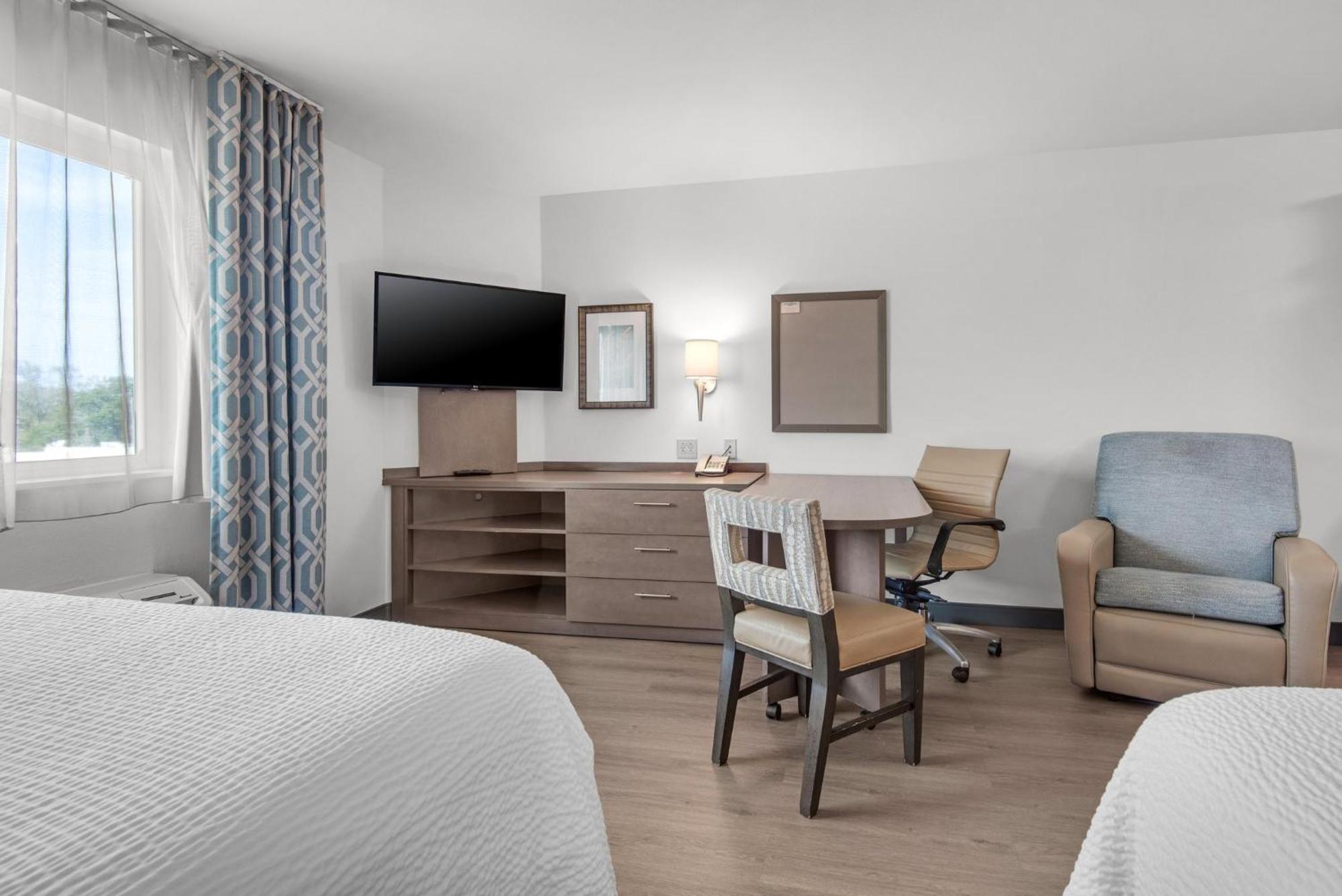Candlewood Suites - Pensacola - University Area By Ihg Exterior photo